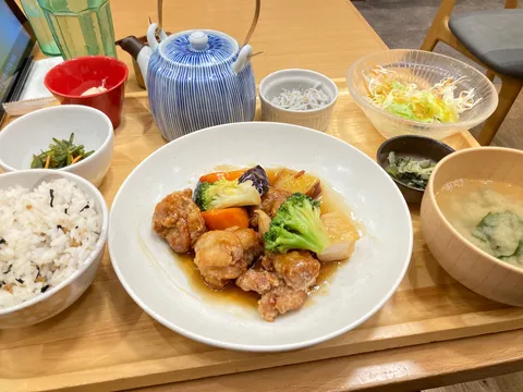 彩り豊かな和定食