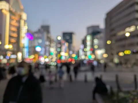 光が織りなす幻想的な都会
