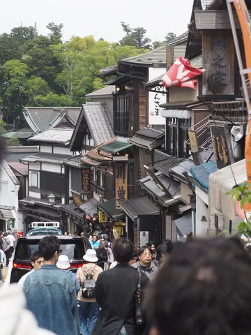 風情ある街並みに吸い込まれる