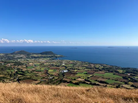 海と大地と空のコントラスト