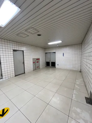ほぼ8番出口