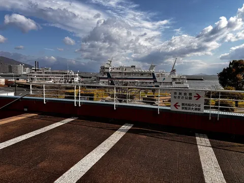 船旅の始まり？それとも終わりの風景