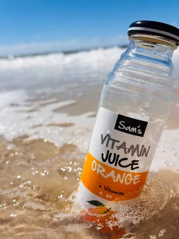 ビーチで vitamina juice