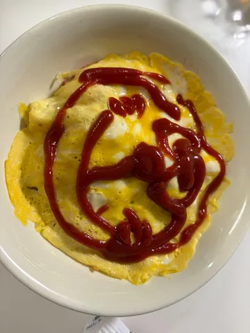 ケチャップアートなオムライス