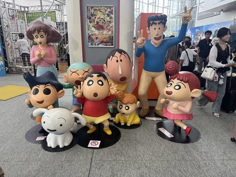 しんちゃんファミリー大集合！