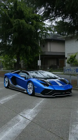 街角の青い閃光
