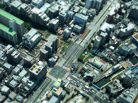 都市のミニチュアのような街並み
