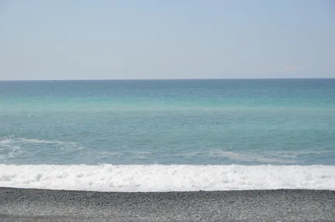 グラデーションの海