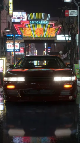 道頓堀、雨上がりの艶。