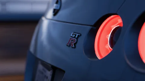 GT-R、夜を駆ける
