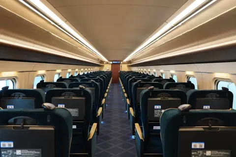 静寂が支配する、未来への旅路
