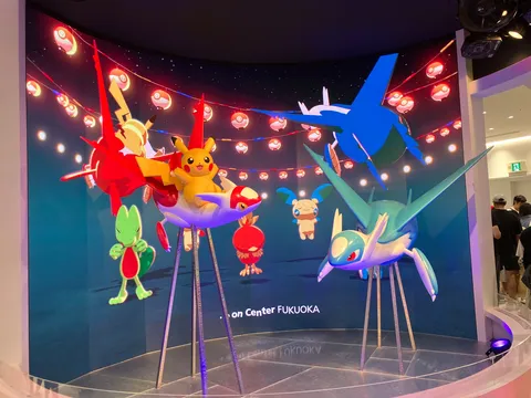 夜空を彩るポケモン群