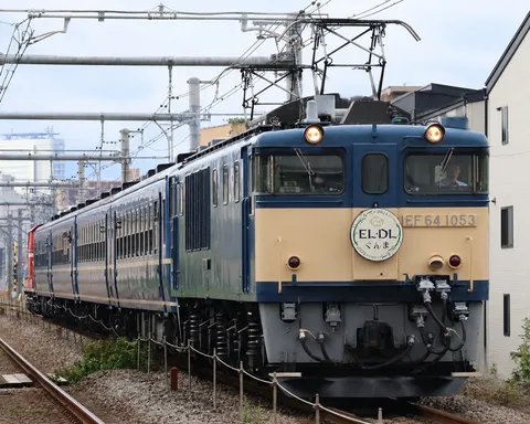 レトロ機関車、いざ発車！