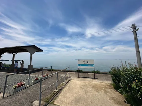 海辺の風景が紡ぐ一瞬
