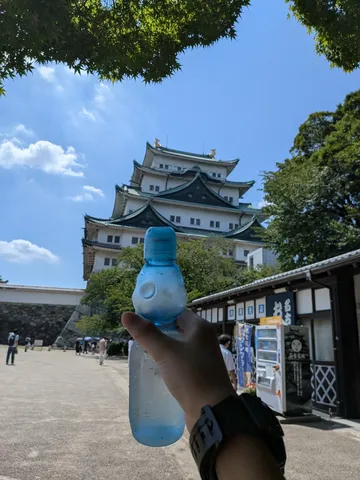 古城とラムネの風鈴