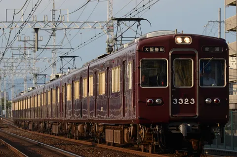 茜色に染まる、旅路の残照