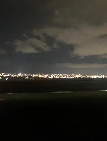 夜景と雲のコントラスト