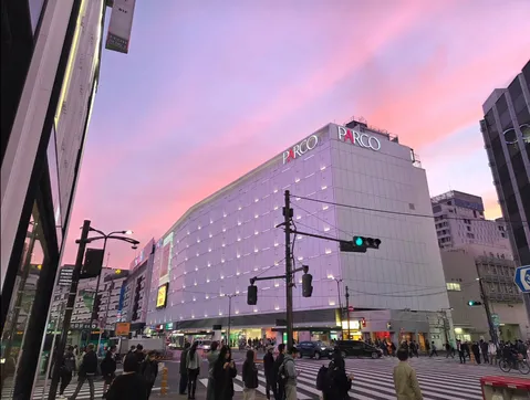 信号待ちの贅沢な空