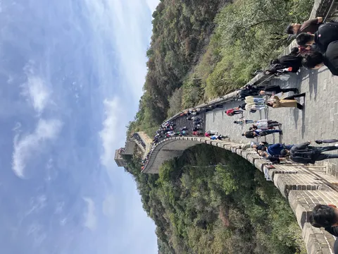 絶景へと続く長城の道