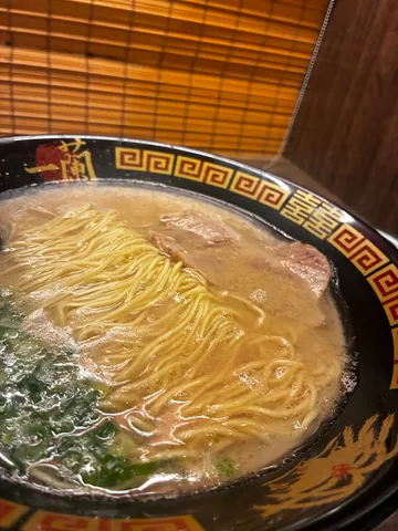 熱々ラーメン、至福の一杯