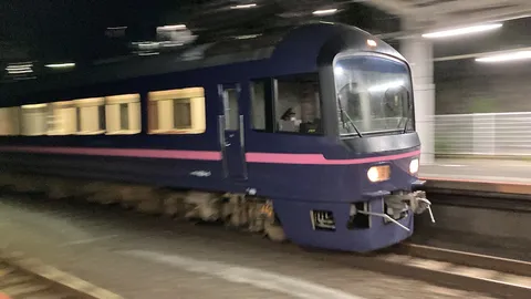 夜の帳を駆け抜ける疾走感