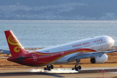 タイヤ熱唱、着陸の瞬間！