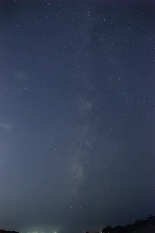 星降る夜空に、旅の始まり。