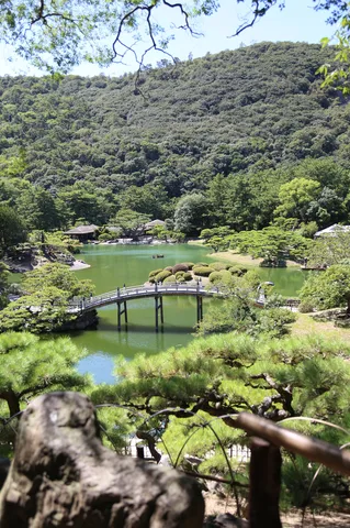 静寂の庭園、緑の息吹