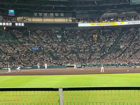 熱気に包まれたスタジアムの夜