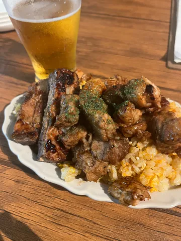 黄金の泡と、 grill を極めた夜