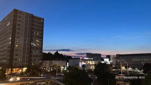 宵闇に灯る街の明かり