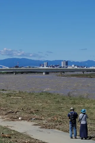 濁流と静寂