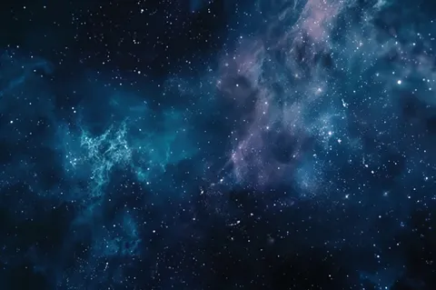 広がる宇宙の青い誘惑