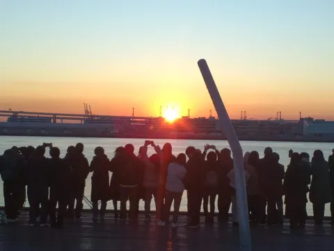 夕日とスマホの共演