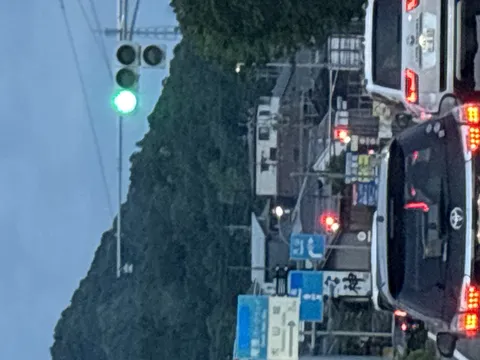 夕暮れの交差点