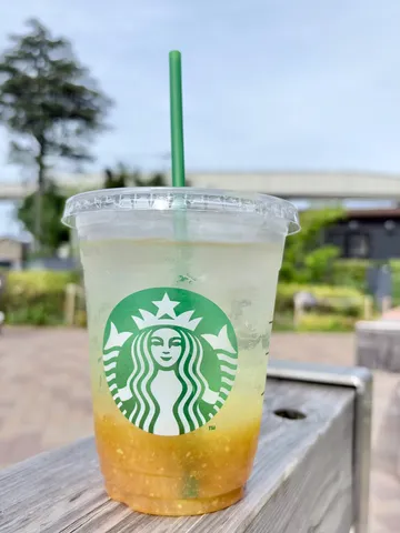 午後のひととき、爽やかな一杯