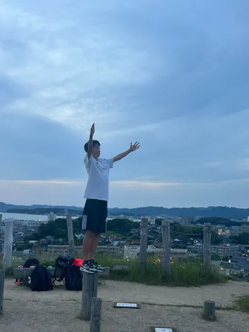 空と街を見下ろす、広がる世界