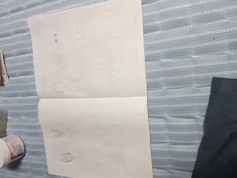 眠りの合間の落書き風景
