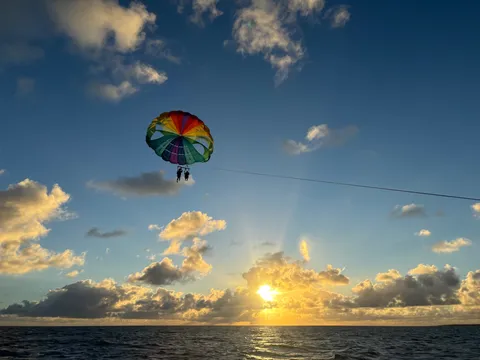 夕空を渡る小さな冒険