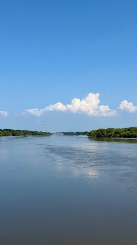 悠久の流れ、広がる空