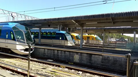雨上がり？ 爽やかな鉄道風景