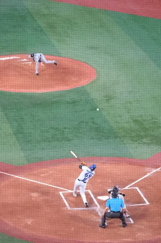 マウンドの緊張と一球