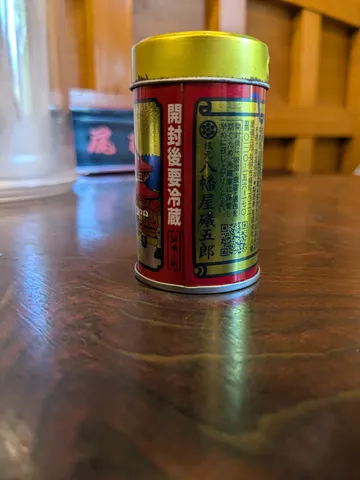 レトロ缶の不思議な魅力