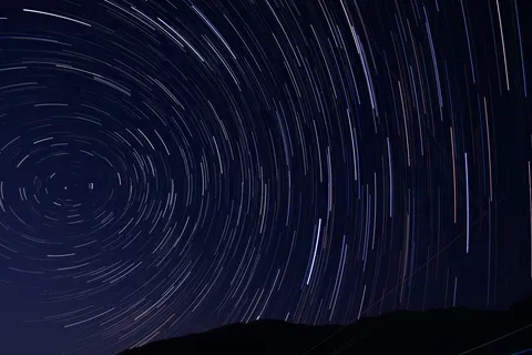 星降る夜の軌跡