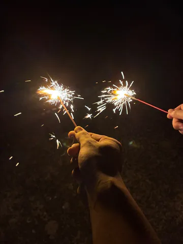 夜空に輝く二つの光