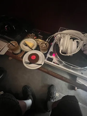 DJタイムと甘い誘惑
