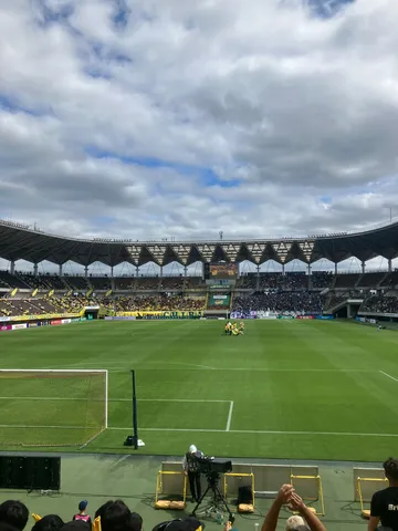 空と緑、そして人々