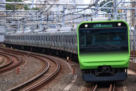 通勤迫る