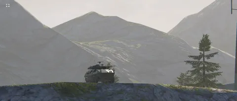 山道を進む軍用車