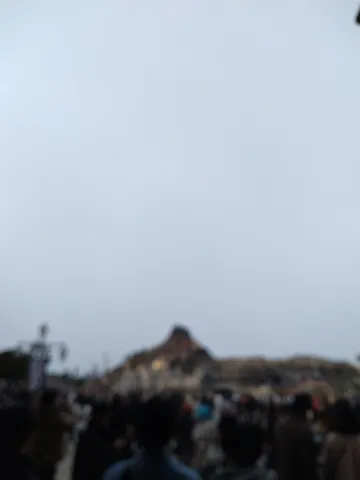 あの山の正体は？